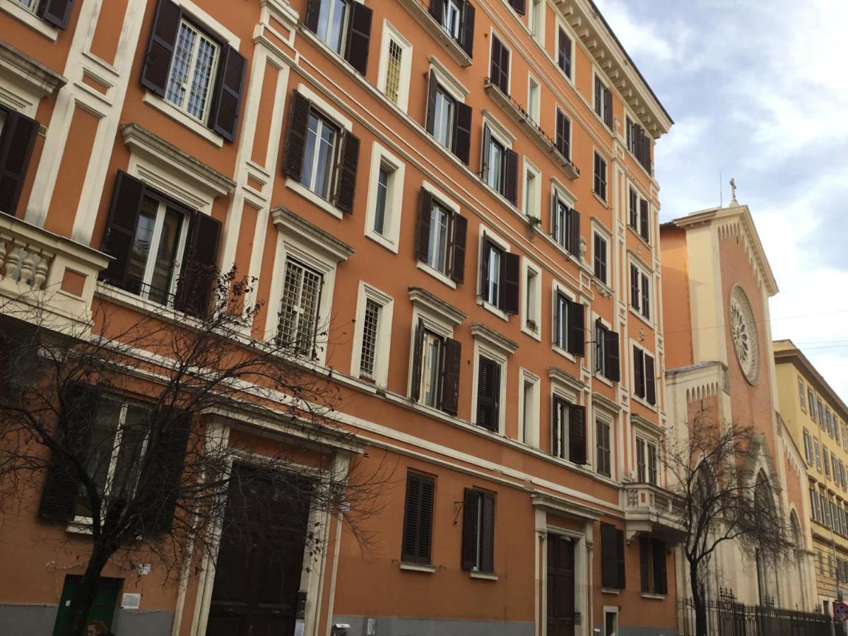 Le Fate A San Pietro * Rom